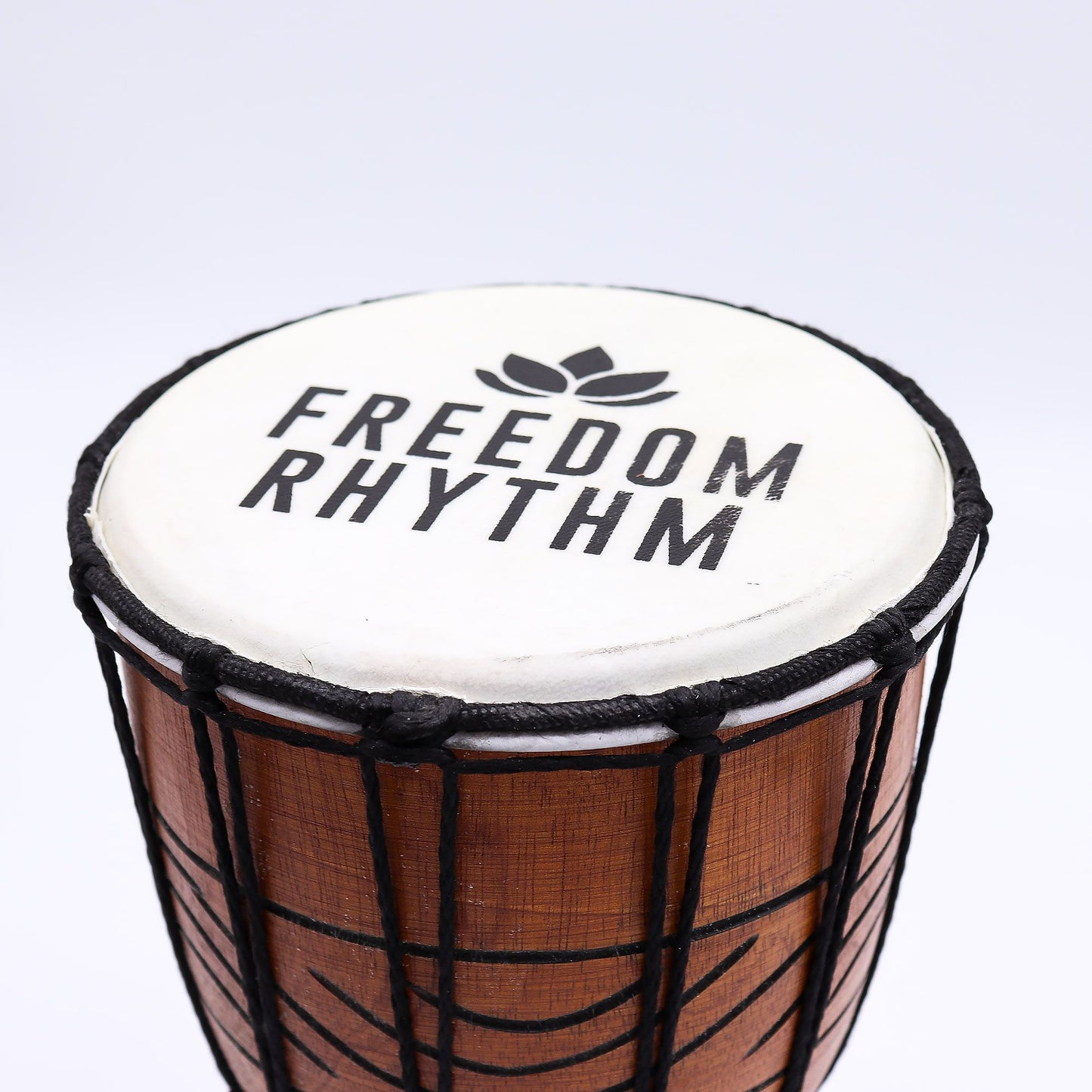 Tambor Djembé Pro Pequeno - Ritmo de Liberdade (Agudo) - 30cm